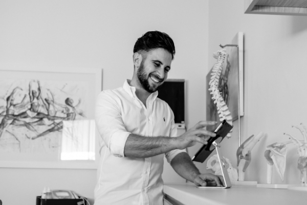 A Chiropractor from Incline Health