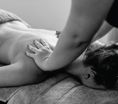 shoulder remedial massage treatment
